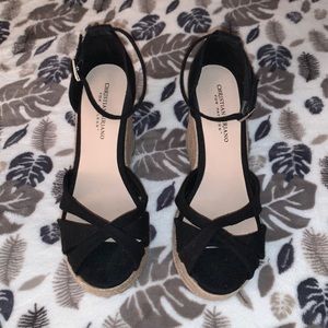 LIKE NEW Christian Siriano Black Wedges